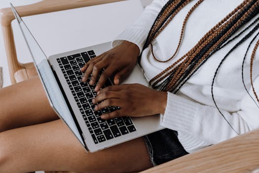 image of a writer attending an online workshop